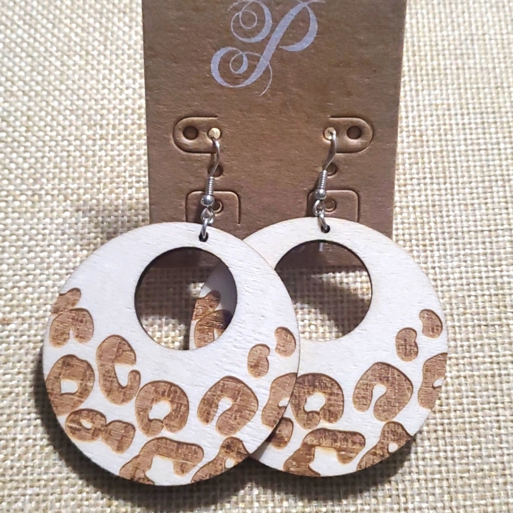 Wood Earrings with leopard print